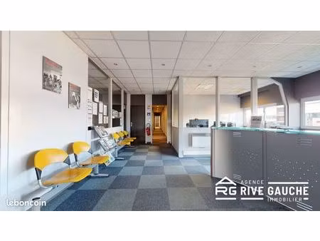 bureaux 700 m² corbas