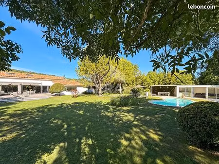 chalet 6 pièces 173 m²