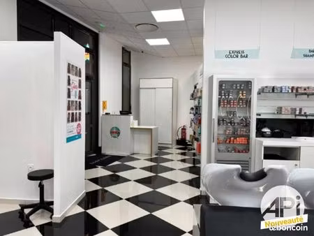 commerce coiffure 96 m²