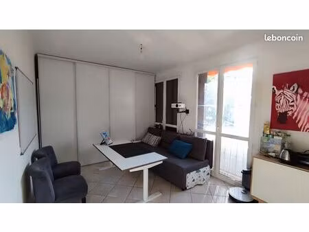 bureau lumineux de 15 m² à louer – idéal profession médicale ou paramédicale – aix-en-prov