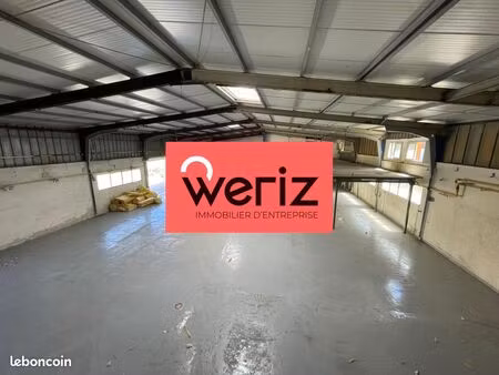 local industriel 1 500 m²