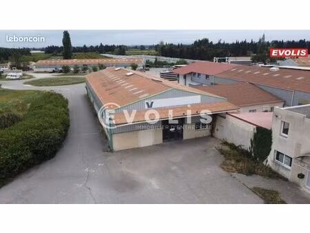 local d'activité 670 m²