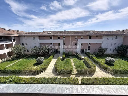 appartement t4 72 m2 avec terrasse et 2 places