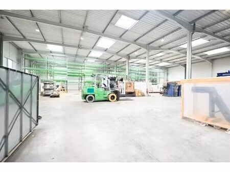 location local d’activités marennes 69970 1740m²