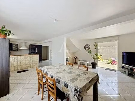 vente maison à la roche-neuville (53200) : à vendre / 143m² la roche-neuville