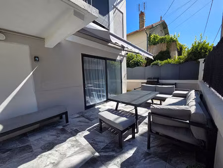 maison avignon 4 pièce(s) 116 m2 rénovée parcelle 152m²