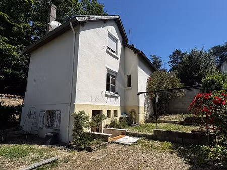 exclusivite maison années 30 indépendante - 113 m² et jardin - quartier centre-ville prisé