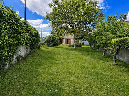 maison magny les hameaux 6 pièce(s) 156 m2
