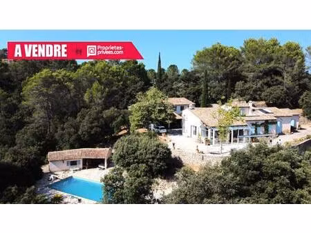 pignans maison 10 pièce(s) 225 m2 + annexe 233 m² et piscine