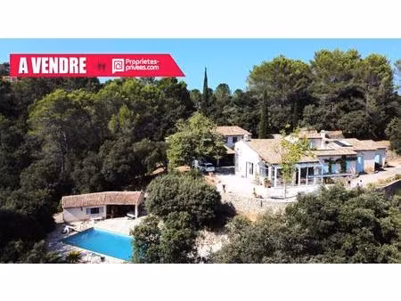 pignans maison 10 pièce(s) 225 m2 + annexe 233 m² et piscine