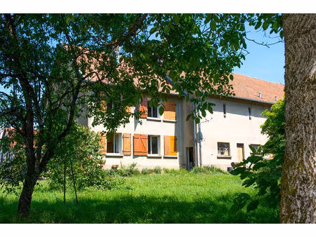 jolie maison de 4 chambres avec dépendances