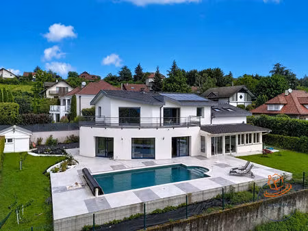 maison challex 7 pièce(s) 240 m2