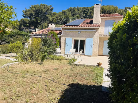 villa t4 100 m2 + sous-sol 60 m2 + annexes 30 m2 + garage 25