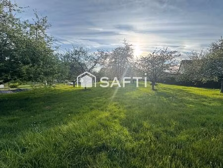 terrain constructible de 1700 m2 environ