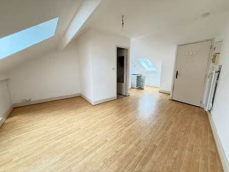 agréable t1bis la doutre 25m² au sol !