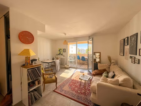 appartement 3 pièce(s) 60m²