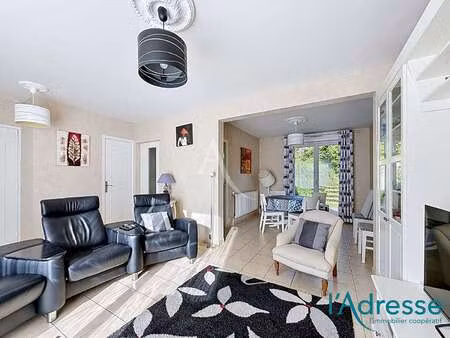 vente maison à laval hilard (53000) : à vendre / 100m² laval hilard