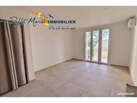studio 1 pièce 27 m²