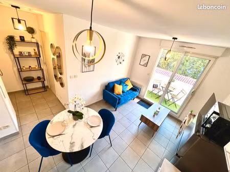 magnifique t2 38m² rénové et meublé balcon + stationnement sécurisé