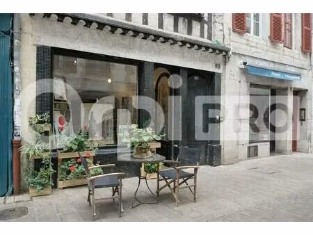 location commerce bayonne 64100 130m²