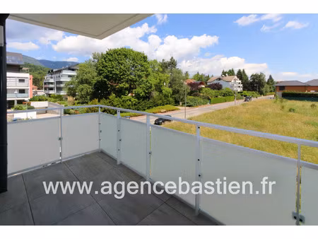 vente appartement 2 pièces 47 m² divonne-les-bains (01220)