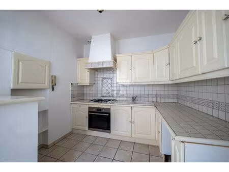 appartement 3 pièces 64 m² à louer saint-omer 62500 ? | era immobilier