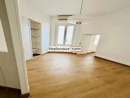 location bureaux 57 m²