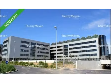 location bureaux 270 m²