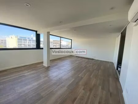 location bureaux 175 m²