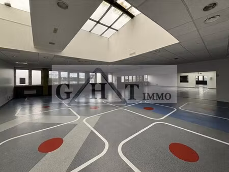 location entrepôt evry courcouronnes 91080 445m²