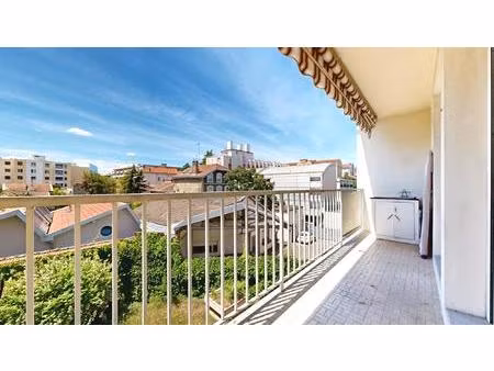 superbe appartement t3 de 67m² avec balcon - rue docteur dolard