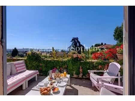 golfe-juan villa vue mer avec piscine  studio indépendant et pan