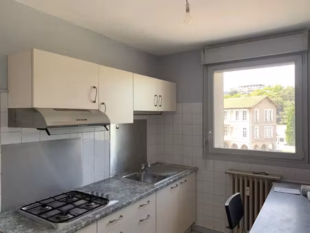 location appartement 3 pièces 49 m2 à saint-chamond
