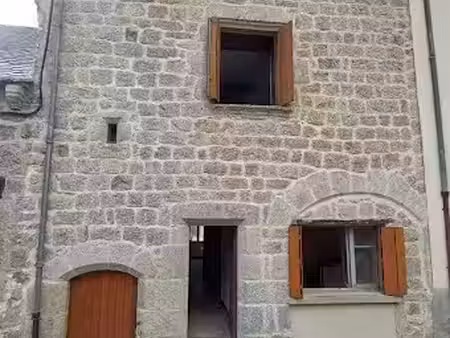 vente maison 6 pièces 104 m² à serverette (48700)  57 000 €