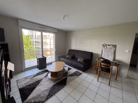 appartement - 61.21m2 - 2 pièces
