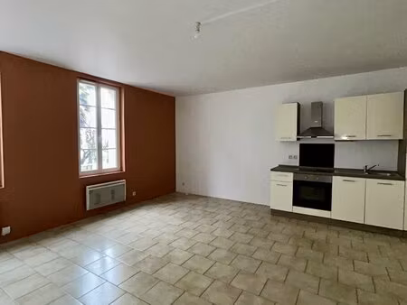 achat appartement 2 pièces 41m² angouleme 16000