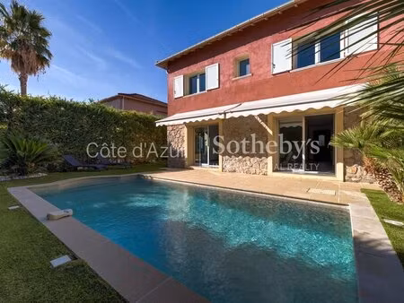 villa rénovée à vendre cap d'antibes  proche plages et quartier