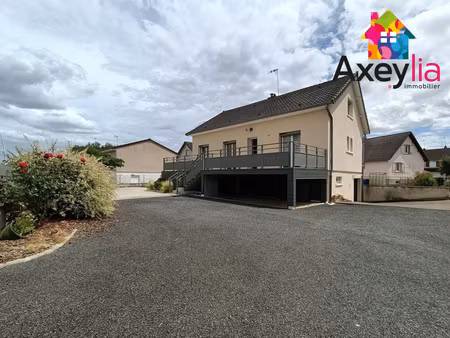 maison avec 4 chambres proche commodités