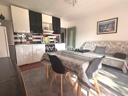 appartement t3 traversant à vendre les lecques (saint-cyr-sur-mer) terrasse à 8 min à pied