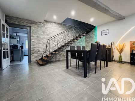 maison de village à lamagistère (82360)