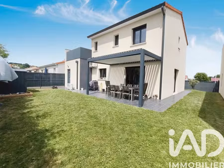 maison à riom (63200)
