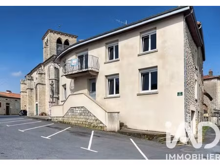 maison de village à saint-amant-roche-savine (63890)