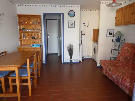 gruissan-rive droite - a louer studio chambre cabine meuble