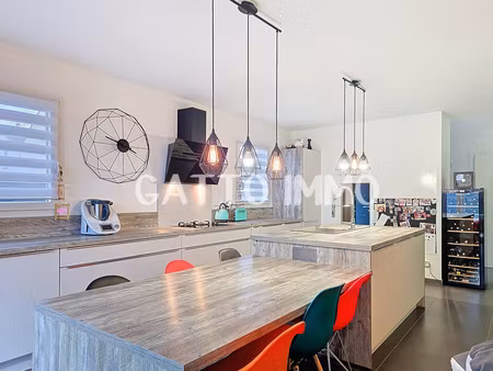 sous offre achat // maison de plain-pied 102 m² // terrain de 418 m² // 3 chambres // terr