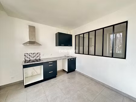 pelissanne - appartement recent t2 - 33 15m2