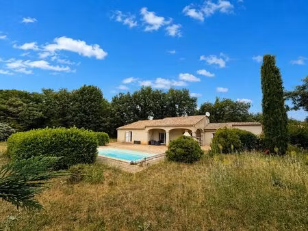 maison familiale 5 chambres avec piscine