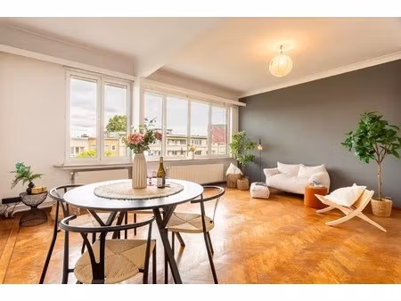 charmant appartement met 2 slk in buurt pulhof
