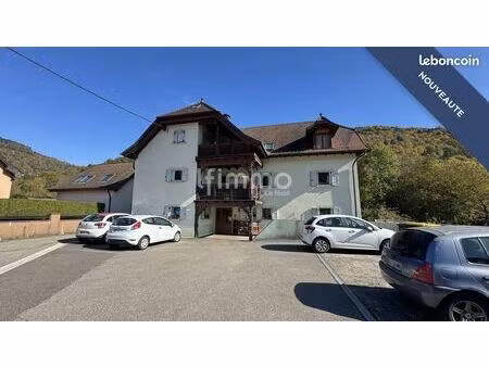 immeuble 16 pièces 434 m²