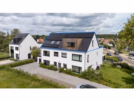 luxe penthouse met 3 slaapkamers en riant terras van 46m²