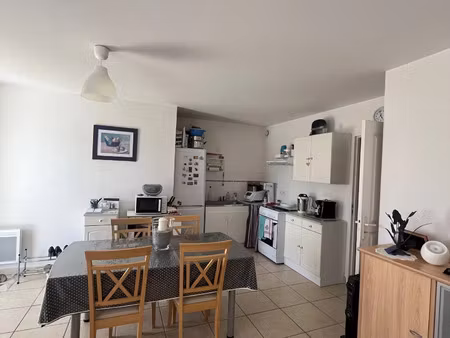 vente appartement 2 pièces 49 m² saint-paul-trois-châteaux (26130)